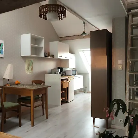 Kwatera prywatna Maison D'artiste Chez Be *